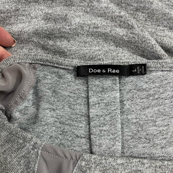 Doe & Rae blouse size large - Picture 6 of 8